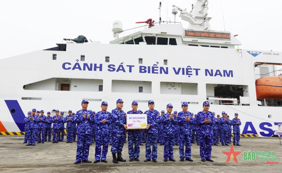 Cảnh s&aacute;t biển Việt Nam tuần tra li&ecirc;n hợp với Cảnh s&aacute;t biển Trung Quốc