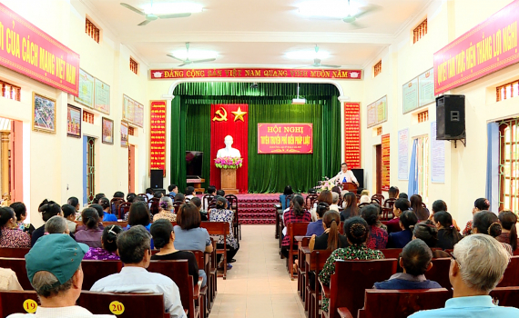 Tuy&ecirc;n truyền, phổ biến gi&aacute;o dục ph&aacute;p luật về đất đai tại huyện Y&ecirc;n Kh&aacute;nh