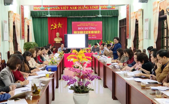 Nho Quan n&acirc;ng cao chất lượng đội ngũ c&aacute;n bộ gi&aacute;o vi&ecirc;n
