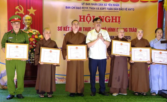 Y&ecirc;n Nh&acirc;n sơ kết phong tr&agrave;o &ldquo;Ch&ugrave;a tinh tiến về an ninh trật tự&rdquo;