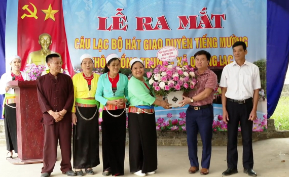 Ra mắt C&acirc;u lạc bộ h&aacute;t giao duy&ecirc;n tiếng Mường