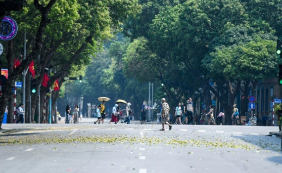 Thời tiết h&ocirc;m nay (30-4): Nhiều nơi nắng n&oacute;ng đặc biệt gay gắt