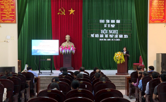 Tuy&ecirc;n truyền, phổ biến gi&aacute;o dục ph&aacute;p luật tại Hoa Lư