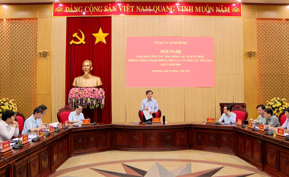 Giao ban c&ocirc;ng t&aacute;c nội ch&iacute;nh, cải c&aacute;ch tư ph&aacute;p, ph&ograve;ng, chống tham nhũng, ti&ecirc;u cực v&agrave; c&ocirc;ng t&aacute;c t&ocirc;n gi&aacute;o qu&yacute; I/2024