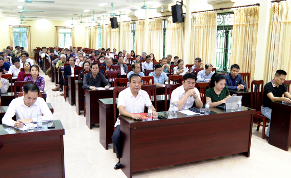 Th&agrave;nh phố Ninh B&igrave;nh tập huấn c&ocirc;ng t&aacute;c ph&aacute;t triển du lịch
