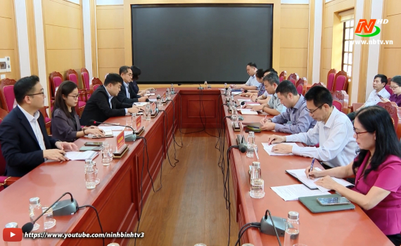 Đo&agrave;n c&ocirc;ng t&aacute;c của Đại sứ H&agrave;n Quốc l&agrave;m việc tại Ninh B&igrave;nh