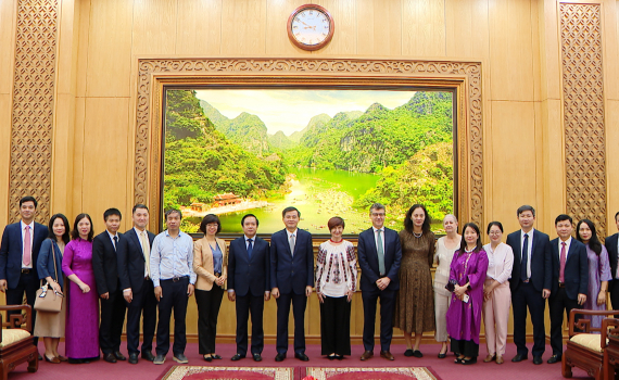 Lãnh đạo tỉnh tiếp Chủ tịch Đại hội đồng UNESCO lần thứ 42