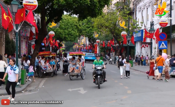 Nhất tr&iacute; ho&aacute;n đổi ng&agrave;y l&agrave;m việc dịp 30/4, 1/5
