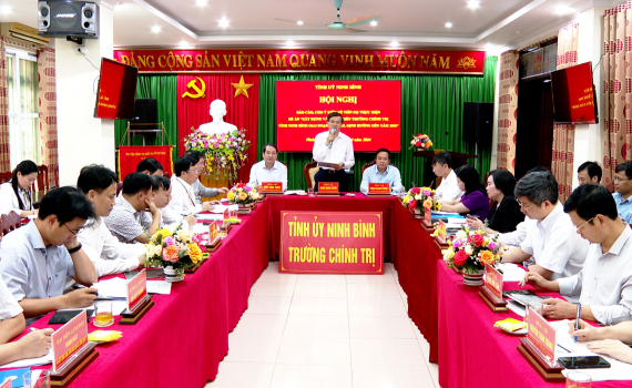 Hội nghị cho &yacute; kiến về tiến độ thực hiện Đề &aacute;n &ldquo;X&acirc;y dựng v&agrave; ph&aacute;t triển Trường Ch&iacute;nh trị tỉnh Ninh B&igrave;nh giai đoạn 2021 &ndash; 2025, định hướng đến năm 2030&rdquo; 