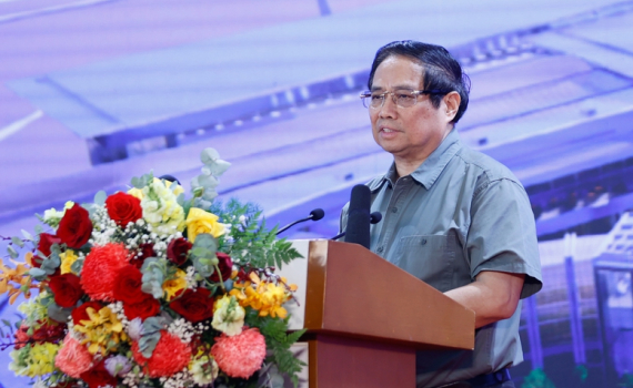 Đồng loạt khởi c&ocirc;ng, kh&aacute;nh th&agrave;nh 80 c&ocirc;ng tr&igrave;nh, dự &aacute;n lớn tr&ecirc;n cả nước với số vốn 445.000 tỷ đồng