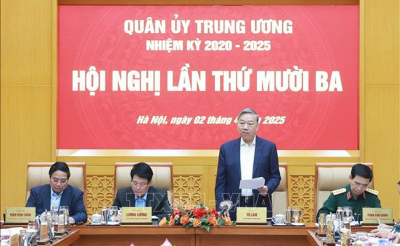Tổng B&iacute; thư T&ocirc; L&acirc;m chủ tr&igrave; Hội nghị Qu&acirc;n ủy Trung ương lần thứ mười ba, nhiệm kỳ 2020-2025