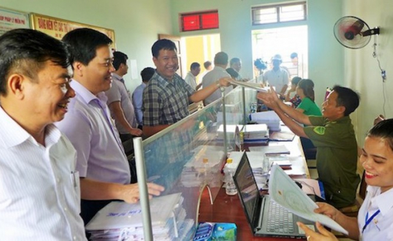 Bộ Nội vụ hướng dẫn thực hiện Nghị định 177 về ch&iacute;nh s&aacute;ch đối với c&aacute;n bộ kh&ocirc;ng t&aacute;i cử, t&aacute;i bổ nhiệm