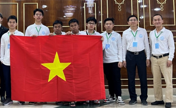 6/6 học sinh Việt Nam đoạt huy chương V&agrave;ng tại Olympic Giao lưu To&aacute;n học Turkmenistan