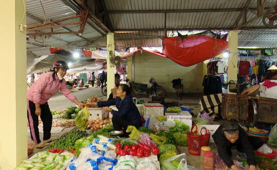 Y&ecirc;n M&ocirc; ph&aacute;t triển hạ tầng thương mại n&ocirc;ng th&ocirc;n