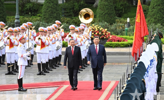 Tổng B&iacute; thư T&ocirc; L&acirc;m chủ tr&igrave; lễ đ&oacute;n cấp Nh&agrave; nước Tổng B&iacute; thư, Chủ tịch Trung Quốc Tập Cận B&igrave;nh