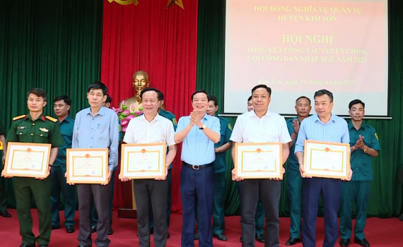 Kim Sơn tổng kết c&ocirc;ng t&aacute;c tuyển chọn, gọi c&ocirc;ng d&acirc;n nhập ngũ năm 2025