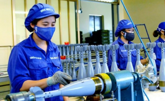 Ti&ecirc;u ch&iacute; chức danh chuy&ecirc;n gia, nh&agrave; khoa học đầu ng&agrave;nh, tổng c&ocirc;ng tr&igrave;nh sư lĩnh vực c&ocirc;ng nghiệp quốc ph&ograve;ng, an ninh