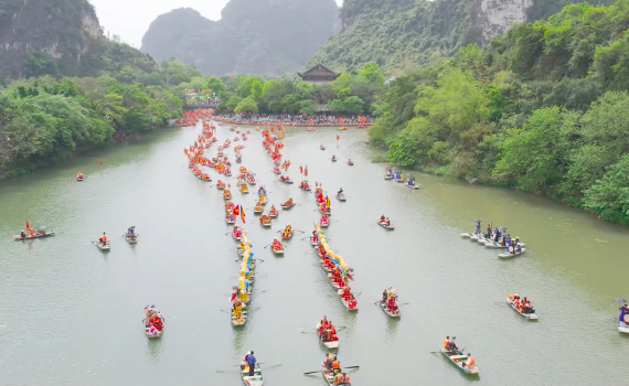 Ninh B&igrave;nh ph&aacute;t triển c&ocirc;ng nghiệp văn h&oacute;a từ nguồn lực di sản