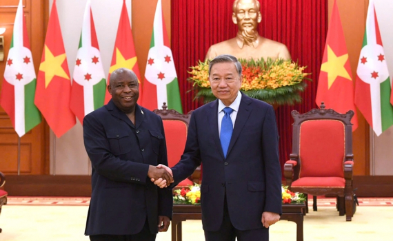 Tổng B&iacute; thư T&ocirc; L&acirc;m tiếp Tổng thống nước Cộng h&ograve;a Burundi &Eacute;variste Ndayishimiye