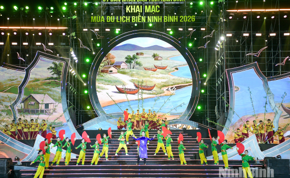 Khai mạc M&ugrave;a du lịch biển Ninh B&igrave;nh 2026