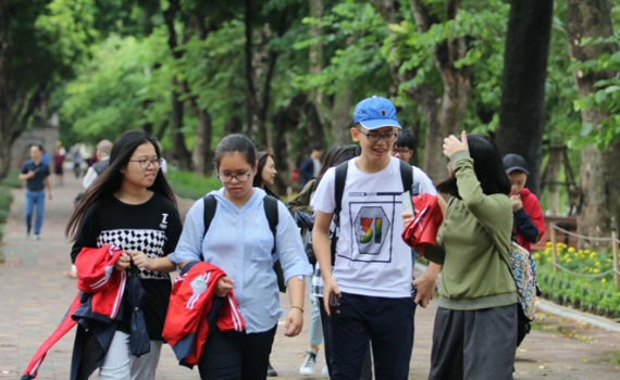Thời tiết h&ocirc;m nay (15-4): Nhiều khu vực nắng n&oacute;ng gay gắt