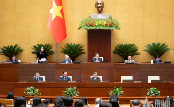 Đại biểu Quốc hội đề xuất n&acirc;ng lương cơ sở l&ecirc;n 2,65-2,7 triệu đồng/th&aacute;ng