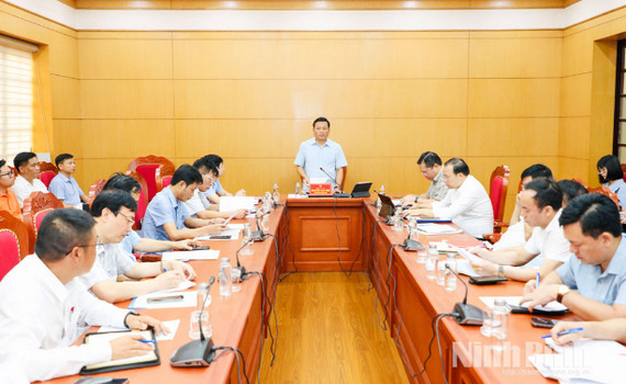 Kiểm điểm tiến độ giải ph&oacute;ng mặt bằng Dự &aacute;n tuyến đường cao tốc Ninh B&igrave;nh-Hải Ph&ograve;ng, đoạn qua tỉnh Ninh B&igrave;nh