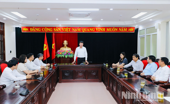 Đồng ch&iacute; B&iacute; thư Tỉnh ủy Trần Huy Tuấn gặp mặt, động vi&ecirc;n học sinh giỏi của tỉnh tham dự kỳ thi Olympic Ch&acirc;u &Aacute; - Th&aacute;i B&igrave;nh Dương năm 2026
