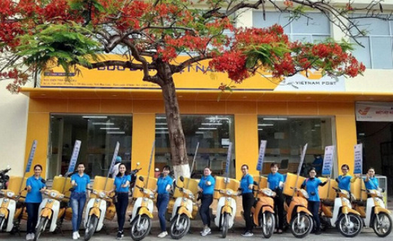 24.704 người tham gia BHXH tự nguyện trong ng&agrave;y ra qu&acirc;n