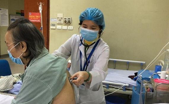 Người mắc bệnh tim mạch c&oacute; nguy cơ bị biến chứng nếu mắc Covid-19