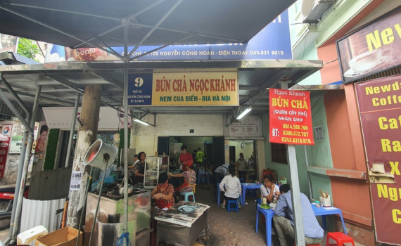Nguy cơ tiềm ẩn từ ăn uống trong m&ugrave;a nắng n&oacute;ng bạn n&ecirc;n biết