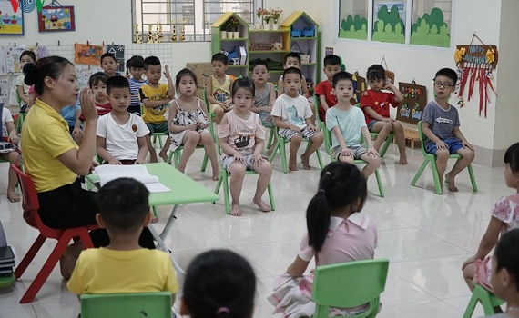 Những lưu &yacute; về sức khỏe v&agrave; dinh dưỡng cho trẻ trong m&ugrave;a h&egrave;
