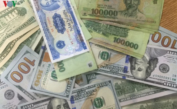 Tỷ gi&aacute; trung t&acirc;m giảm 10 đồng, xuống c&ograve;n 23.252 VND/USD