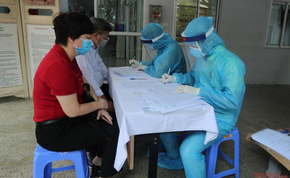 H&agrave; Nội r&agrave; so&aacute;t, x&eacute;t nghiệm cho người từng đến Đ&agrave; Nẵng từ ng&agrave;y 1-14.5 