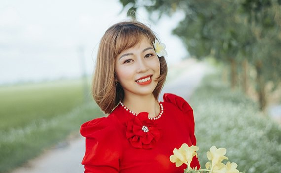 ​Họ v&agrave; t&ecirc;n Phạm Thị Th&ugrave;y Dung - SBD 112