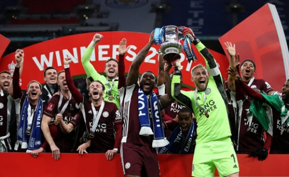Leicester City lần đầu ti&ecirc;n v&ocirc; địch FA Cup