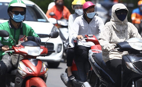 Nhiều nơi tr&ecirc;n cả nước tiếp tục nắng n&oacute;ng tr&ecirc;n 40 độ C 