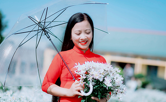 Th&iacute; sinh Đinh Thị Hương - SBD 120