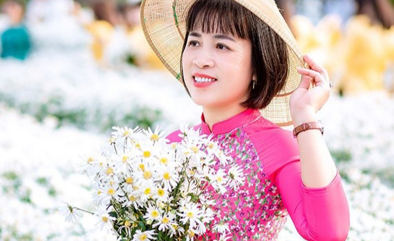 Th&iacute; sinh Đinh Thị Minh Thu - SBD 99