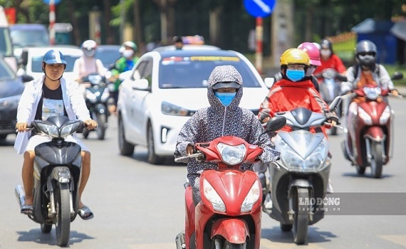 Thời tiết ng&agrave;y 10.5: miền Bắc tiếp tục oi n&oacute;ng, c&oacute; nơi tr&ecirc;n 37 độ 