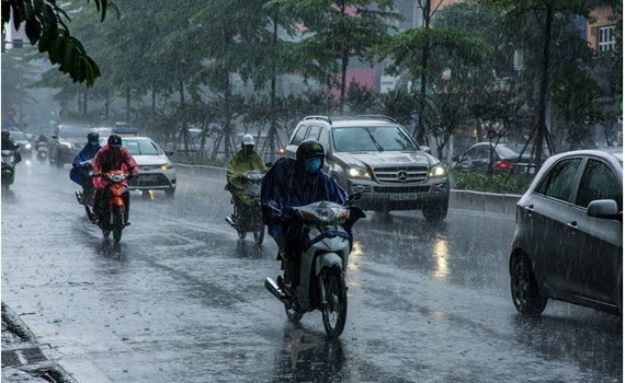 Thời tiết ng&agrave;y 24-5: Ph&iacute;a T&acirc;y Bắc Bộ mưa to v&agrave; rải r&aacute;c c&oacute; d&ocirc;ng