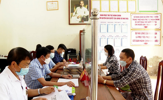 Kim Sơn nỗ lực cải c&aacute;ch thủ tục h&agrave;nh ch&iacute;nh