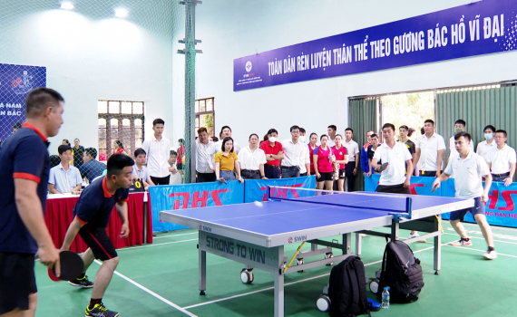 Hội thao ng&agrave;nh Điện lực