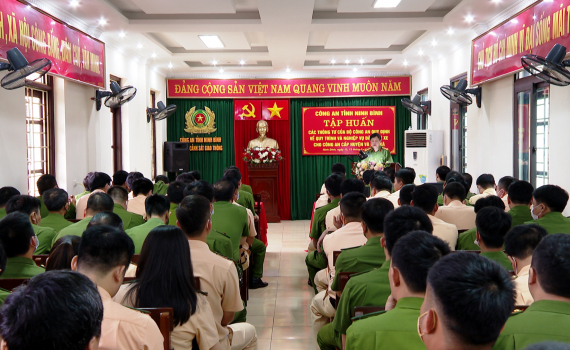 Tập huấn nghiệp vụ c&ocirc;ng t&aacute;c đăng k&yacute;, quản l&yacute; xe