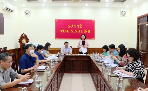 Đo&agrave;n ĐBQH tỉnh khảo s&aacute;t việc thực hiện Luật Kh&aacute;m bệnh, chữa bệnh