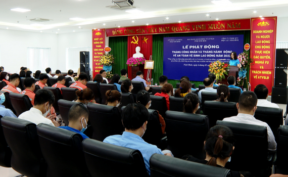 Ninh B&igrave;nh ph&aacute;t động Th&aacute;ng c&ocirc;ng nh&acirc;n v&agrave; Th&aacute;ng h&agrave;nh động về an to&agrave;n vệ sinh lao động năm 2022