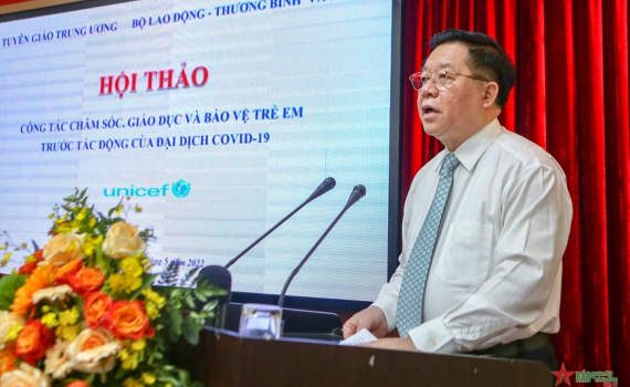 Chăm s&oacute;c, gi&aacute;o dục v&agrave; bảo vệ trẻ em trước t&aacute;c động của đại dịch Covid-19