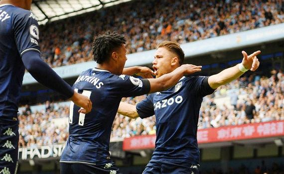 Man City bảo vệ th&agrave;nh c&ocirc;ng ng&ocirc;i v&ocirc; địch Ngoại hạng Anh