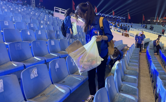 H&igrave;nh ảnh đẹp của t&igrave;nh nguyện vi&ecirc;n Thủ đ&ocirc; sau Lễ khai mạc SEA Games 31
