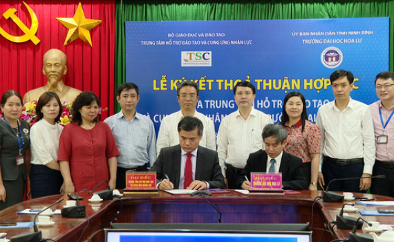 K&yacute; kết thỏa thuận hợp t&aacute;c n&acirc;ng cao chất lượng nguồn nh&acirc;n lực
